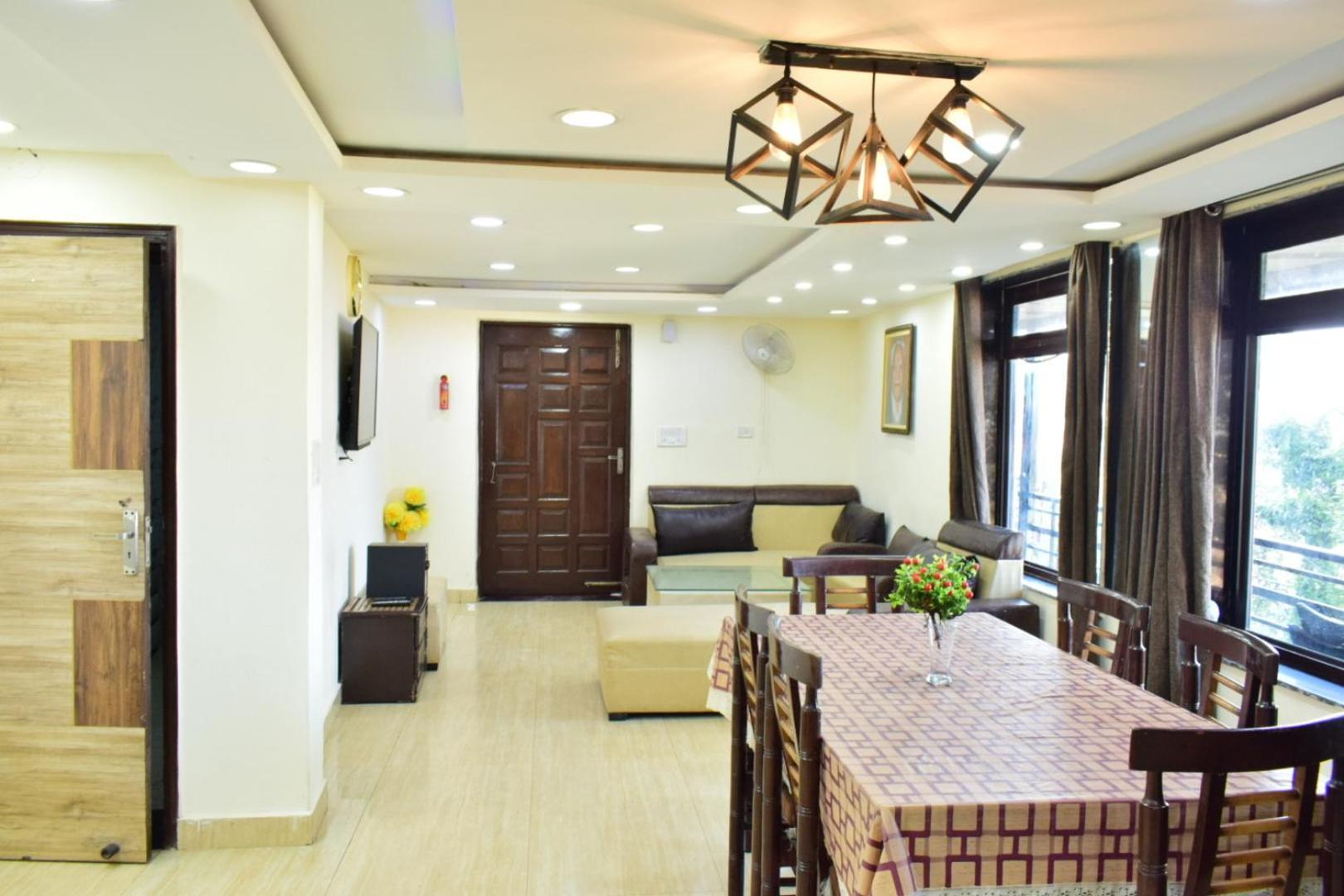 Rudhraksh Villa 4Br- Perfect Vacay Villa Масурі Екстер'єр фото